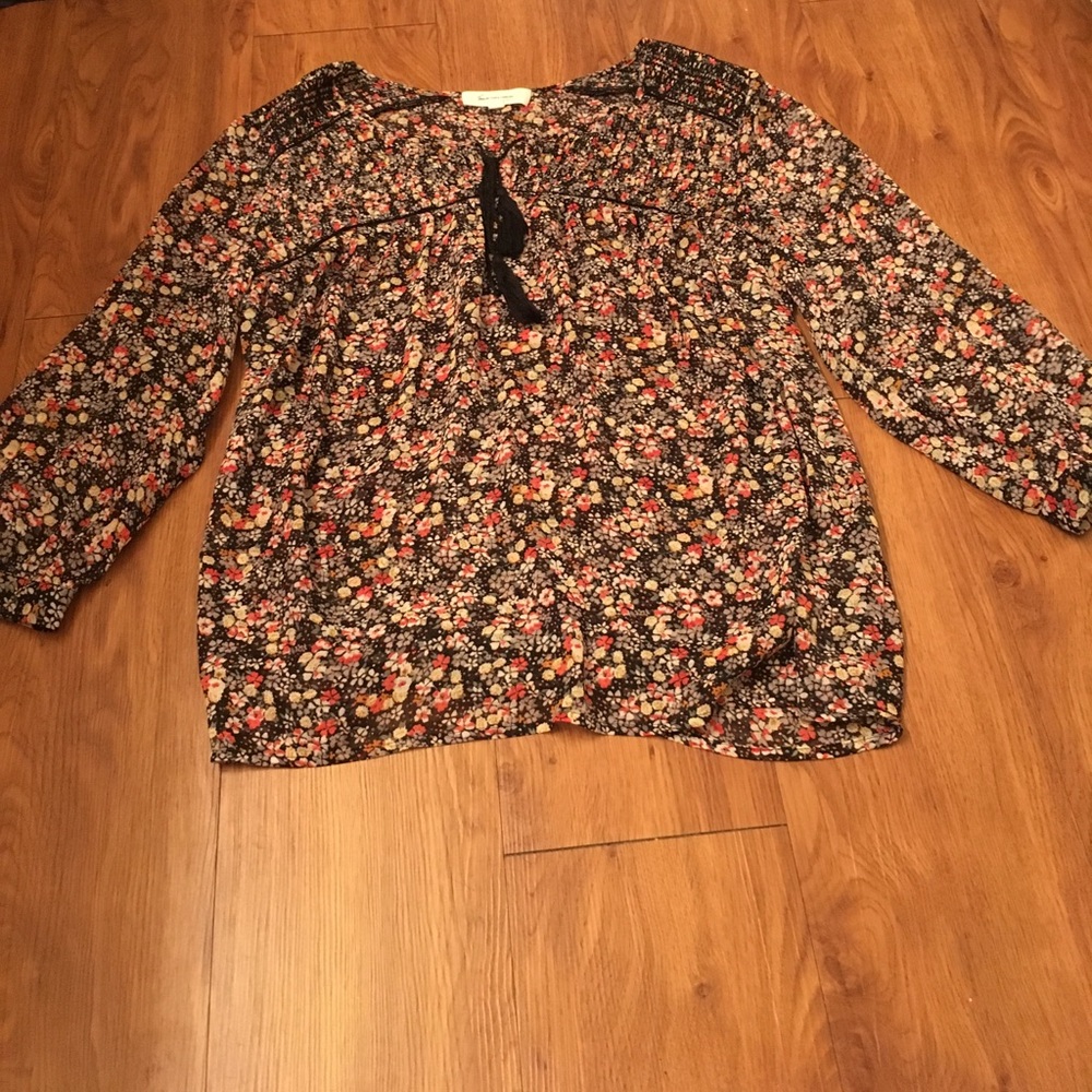 Two by Vince Camuto Floral Blouse